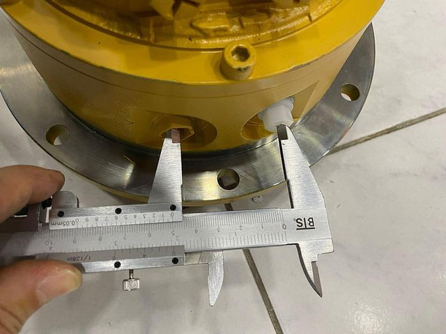 Bomag Fahrmotor (Poclain) 05816293 - רולר: תמונה 5 Bomag Fahrmotor (Poclain) 05816293 - רולר: תמונה 5