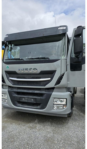 Iveco Stralis 6x2 Baustoffpritsche mit Hiab 228-E5 Kran - משאית צד נופל/ שטוחה: תמונה 1 Iveco Stralis 6x2 Baustoffpritsche mit Hiab 228-E5 Kran - משאית צד נופל/ שטוחה: תמונה 1
