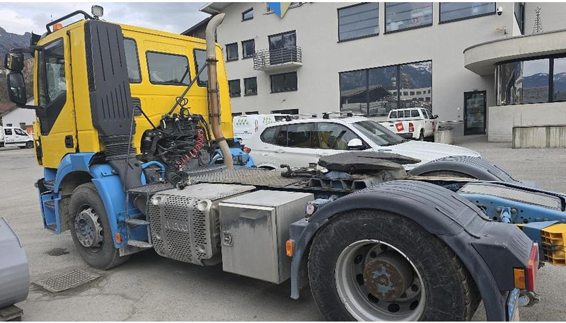 Iveco Strallis 4x2 Sattelzugmaschine mit Kipphydraulik - מוביל מכולות/ משאית החלפת גוף: תמונה 2 Iveco Strallis 4x2 Sattelzugmaschine mit Kipphydraulik - מוביל מכולות/ משאית החלפת גוף: תמונה 2