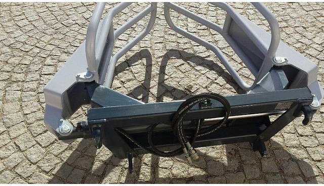 Rundballengreifer 180 cm mit Merlo Aufnahme - מכונת אחיזה עבור מכונה חקלאית: תמונה 4 Rundballengreifer 180 cm mit Merlo Aufnahme - מכונת אחיזה עבור מכונה חקלאית: תמונה 4