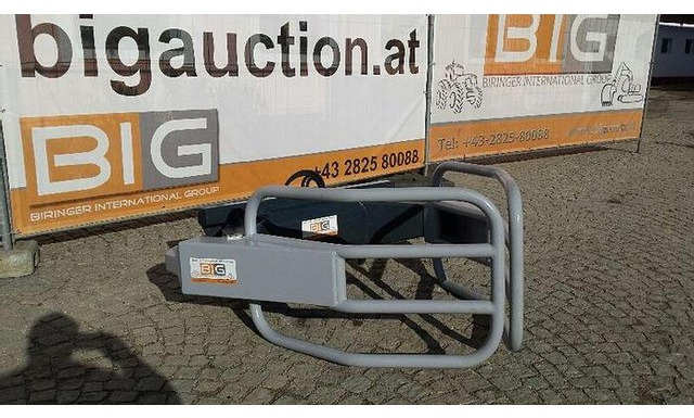 Rundballengreifer 180 cm pass. zu Euro Aufnahme - מכונת אחיזה עבור מכונה חקלאית: תמונה 3 Rundballengreifer 180 cm pass. zu Euro Aufnahme - מכונת אחיזה עבור מכונה חקלאית: תמונה 3