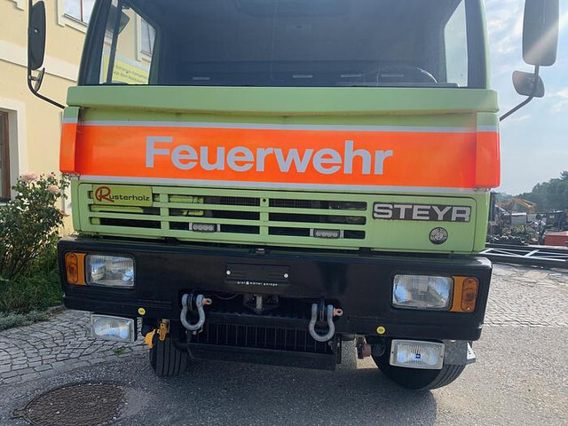 Steyr 15S31 4x4 Feuerwehrfahrzeug - משאית אש: תמונה 5 Steyr 15S31 4x4 Feuerwehrfahrzeug - משאית אש: תמונה 5