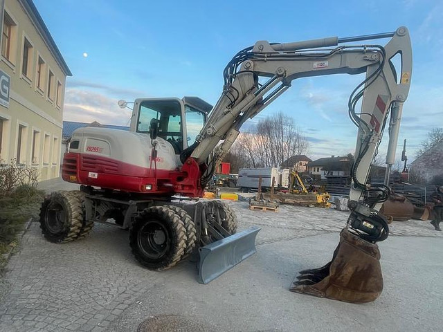 Takeuchi TB295W Mobilbagger - מחפר: תמונה 3 Takeuchi TB295W Mobilbagger - מחפר: תמונה 3