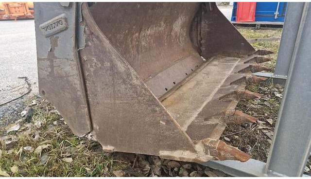 Volvo 4in1 Klappschaufel, Passend zu Volvo L25 180cm Arbeitbreite - דלי: תמונה 2 Volvo 4in1 Klappschaufel, Passend zu Volvo L25 180cm Arbeitbreite - דלי: תמונה 2