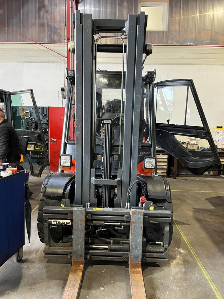 Linde H50D-02 - מלגזת סולר: תמונה 4 Linde H50D-02 - מלגזת סולר: תמונה 4
