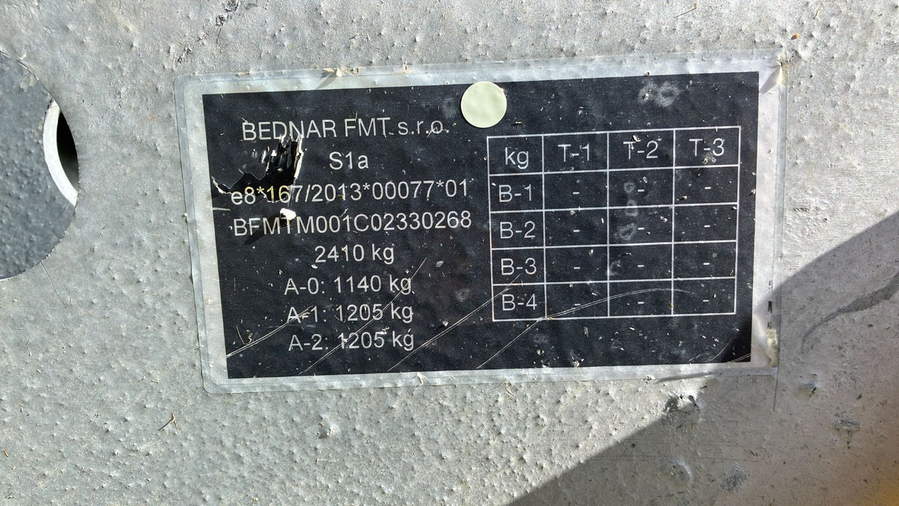 Bednar MZ 6000 - מכסחת תבואה: תמונה 3 Bednar MZ 6000 - מכסחת תבואה: תמונה 3