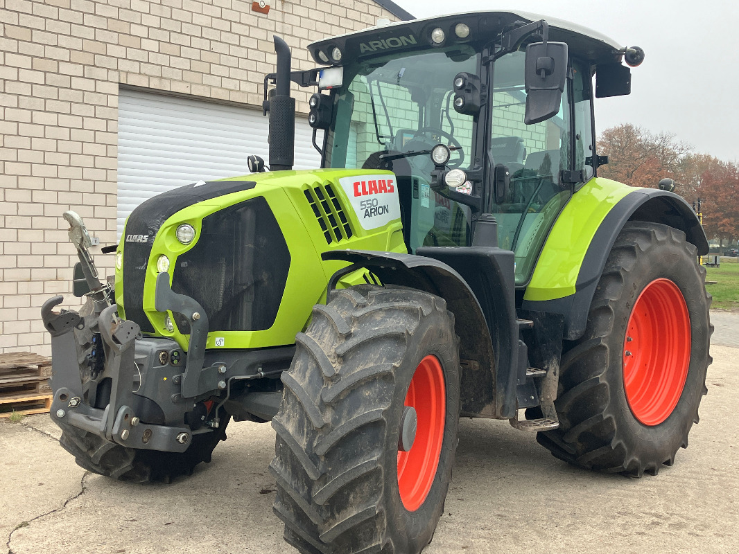 CLAAS Arion 550 - טרקטור חקלאי: תמונה 1 CLAAS Arion 550 - טרקטור חקלאי: תמונה 1