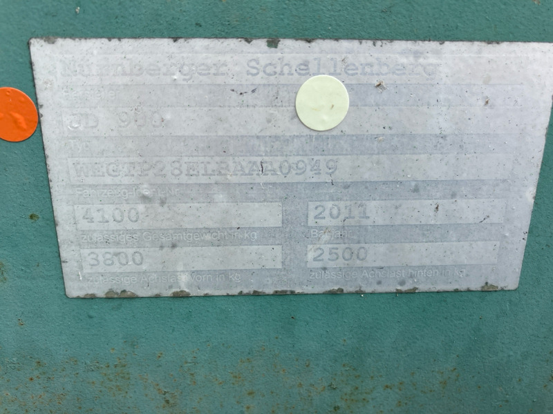 John Deere 630R mit Sonnenblumenvorsatz - מקצרת קומבינה: תמונה 2 John Deere 630R mit Sonnenblumenvorsatz - מקצרת קומבינה: תמונה 2
