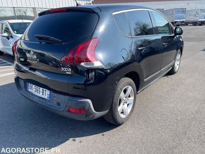 3008 BUSINESS PACK 1.6 HDI 112cv BMP6 245760 km - SUV: תמונה 3 3008 BUSINESS PACK 1.6 HDI 112cv BMP6 245760 km - SUV: תמונה 3