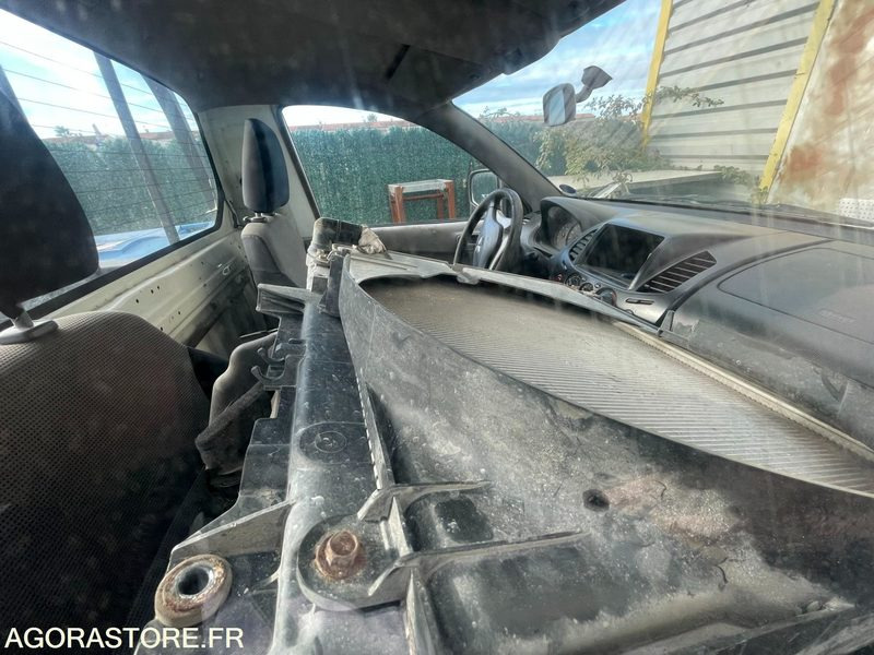 4x4 Mitsubishi - כלי רכב מסחרי קטן: תמונה 5 4x4 Mitsubishi - כלי רכב מסחרי קטן: תמונה 5