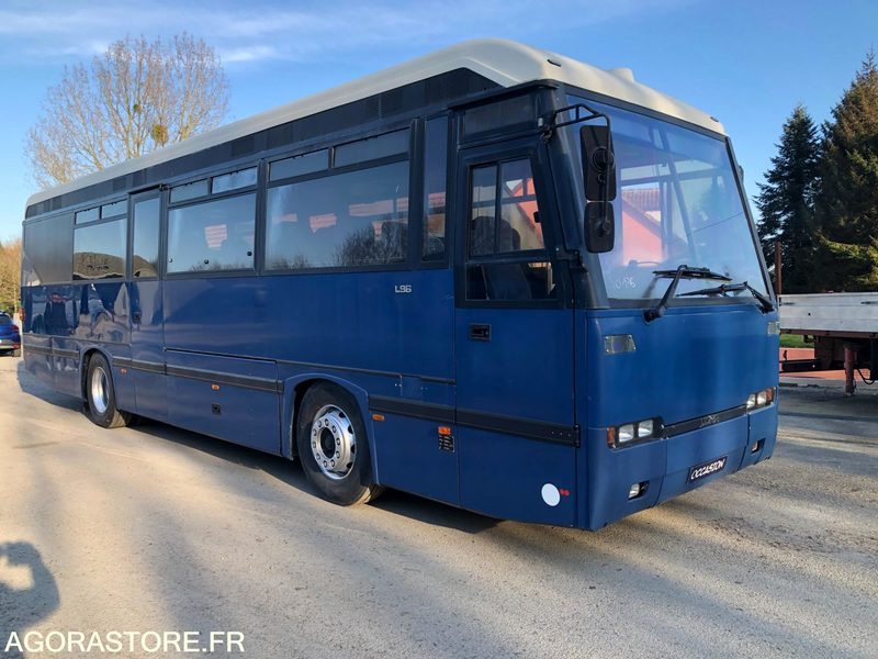 AUTOCAR LOHR L96 CARAVANE - אוטובוס בין עירוני: תמונה 1 AUTOCAR LOHR L96 CARAVANE - אוטובוס בין עירוני: תמונה 1