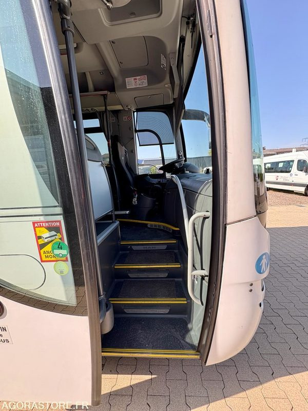 AUTOCAR - MAN Lions Regio - 318.000km - EURO6 - Parc 114 - אוטובוס בית ספר: תמונה 5 AUTOCAR - MAN Lions Regio - 318.000km - EURO6 - Parc 114 - אוטובוס בית ספר: תמונה 5