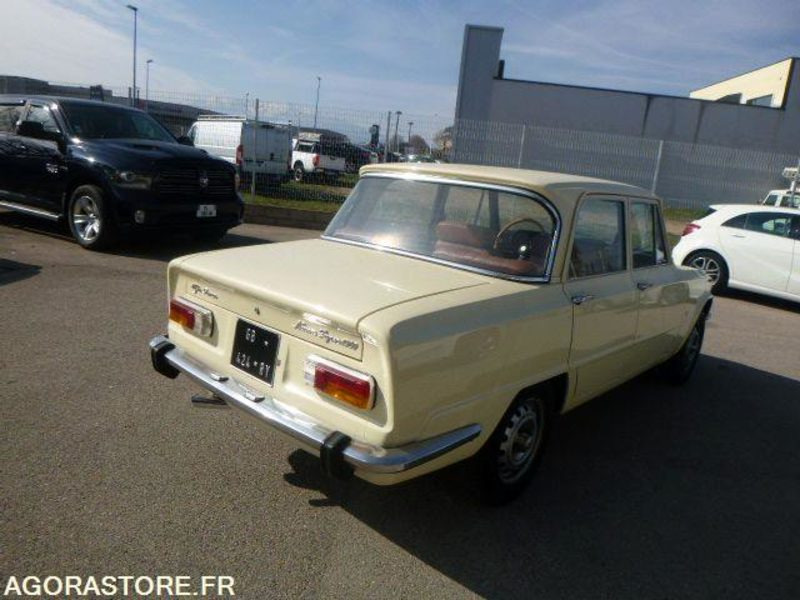 Alfa Romeo Giulia - 1976 - 92500km - COLLECTION - Livret d'origine - מכונית: תמונה 2 Alfa Romeo Giulia - 1976 - 92500km - COLLECTION - Livret d'origine - מכונית: תמונה 2