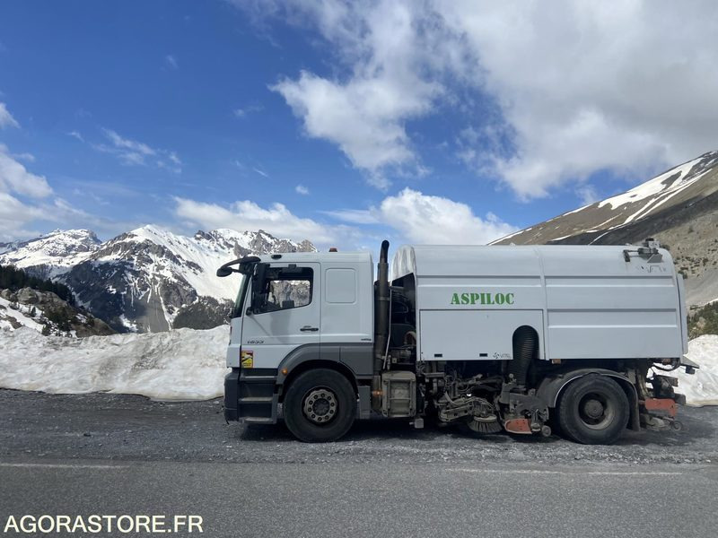 BALAYEUSE LAVEUSE THP MERCEDES BH9 ANNEE 2012 - 246000KMS - מטאטא כבישים: תמונה 2 BALAYEUSE LAVEUSE THP MERCEDES BH9 ANNEE 2012 - 246000KMS - מטאטא כבישים: תמונה 2