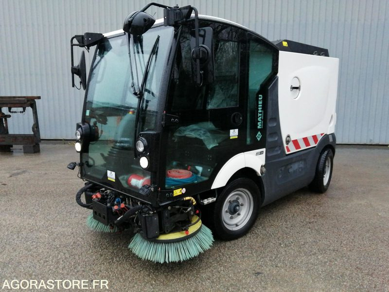 BALAYEUSE - MATHIEU - AZURA FLEX - 2020 / 4222 HEURES - מטאטא כבישים: תמונה 3 BALAYEUSE - MATHIEU - AZURA FLEX - 2020 / 4222 HEURES - מטאטא כבישים: תמונה 3
