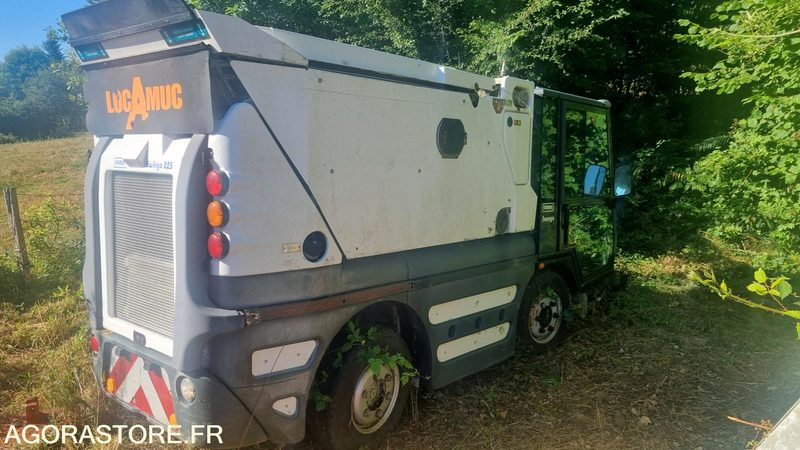 BALAYEUSE SCHMIDT COMPACT 200 - מטאטא כבישים: תמונה 1 BALAYEUSE SCHMIDT COMPACT 200 - מטאטא כבישים: תמונה 1