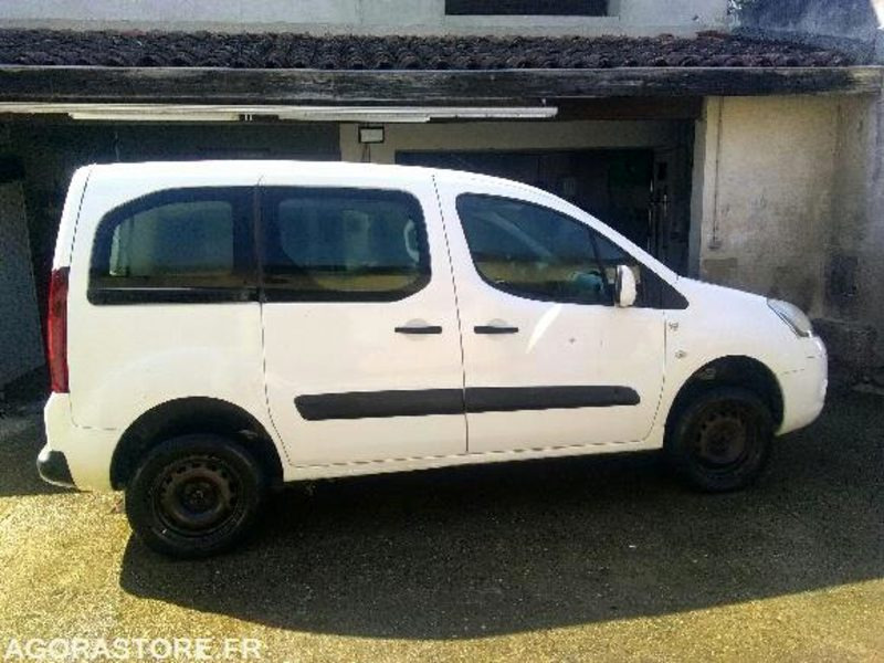 BERLINGO 4x4 MULTISPACE 1,6 HDI 90 - 187070km - 2013 - מכונית: תמונה 1 BERLINGO 4x4 MULTISPACE 1,6 HDI 90 - 187070km - 2013 - מכונית: תמונה 1