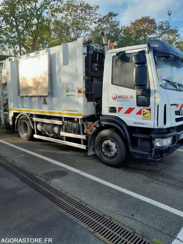 BOM 16T IVECO GNC NON ROULANT( 6042-66ICAM571X) - משאית אשפה: תמונה 3 BOM 16T IVECO GNC NON ROULANT( 6042-66ICAM571X) - משאית אשפה: תמונה 3