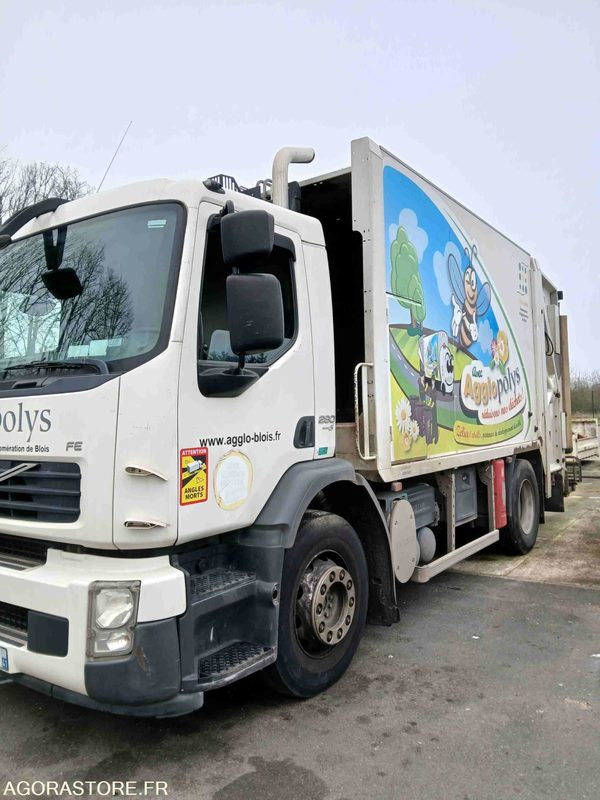 BOM VOLVO 19T - משאית אשפה: תמונה 2 BOM VOLVO 19T - משאית אשפה: תמונה 2