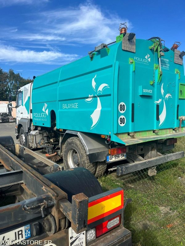 Balayeuse chantier - מטאטא כבישים: תמונה 4 Balayeuse chantier - מטאטא כבישים: תמונה 4