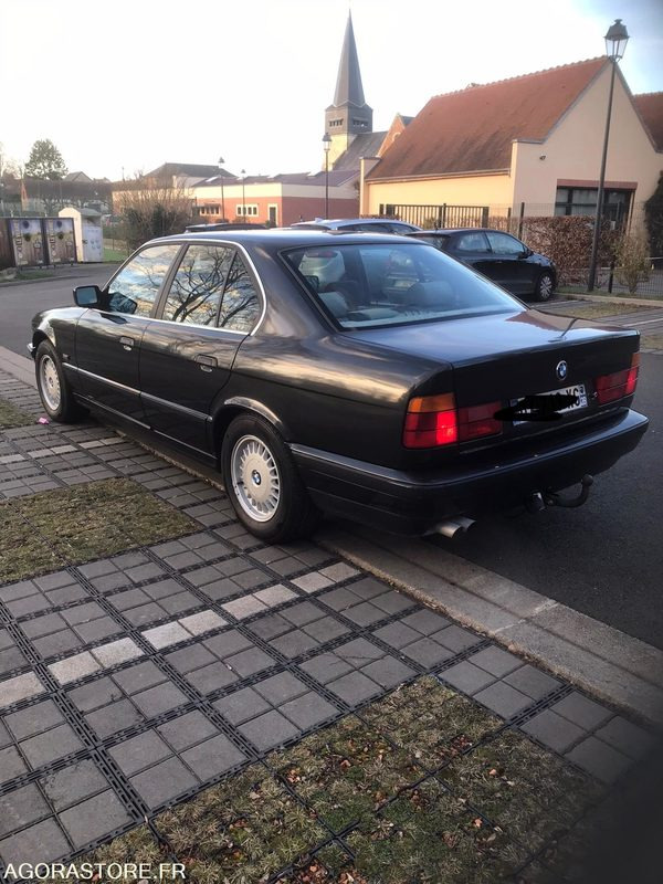 Bmw 530i e34 (6 cylindres) - 1990 - 168 285km - מכונית: תמונה 4 Bmw 530i e34 (6 cylindres) - 1990 - 168 285km - מכונית: תמונה 4