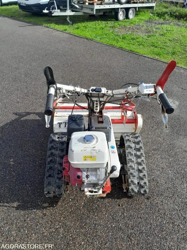 Broyeur à chenilles OREC HCR812 (BROY-19-0428-TAR) - ציוד לגינה: תמונה 3 Broyeur à chenilles OREC HCR812 (BROY-19-0428-TAR) - ציוד לגינה: תמונה 3