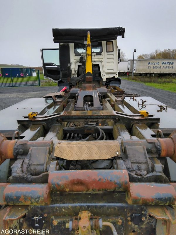 CAMION AMPLIROLL 26T CY-299-QR - משאית: תמונה 4 CAMION AMPLIROLL 26T CY-299-QR - משאית: תמונה 4