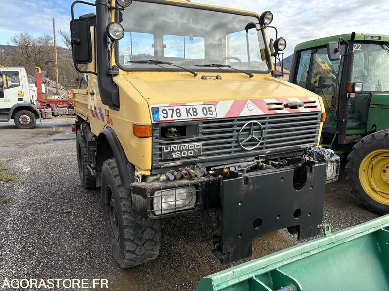 משאית CAMION MERCEDES UNIMOG 1200: תמונה 9