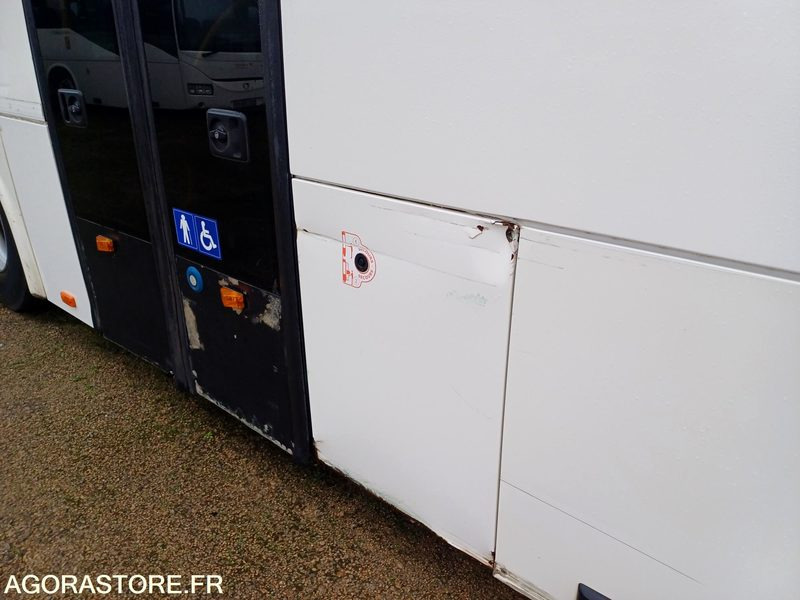 CAR IRISBUS RECREO - N°16813 - MEC2010 - 522000km/ AT-416-NP - אוטובוס בית ספר: תמונה 3 CAR IRISBUS RECREO - N°16813 - MEC2010 - 522000km/ AT-416-NP - אוטובוס בית ספר: תמונה 3