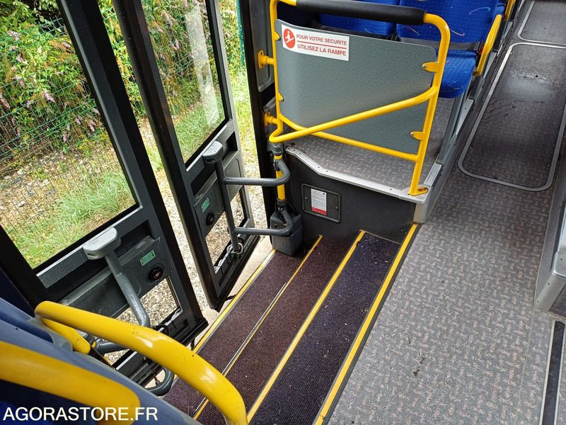 CAR MERCEDES INTOURO N° 11389 MEC 2010 / 400 000KM/ AJ-859-EH - אוטובוס בית ספר: תמונה 2 CAR MERCEDES INTOURO N° 11389 MEC 2010 / 400 000KM/ AJ-859-EH - אוטובוס בית ספר: תמונה 2