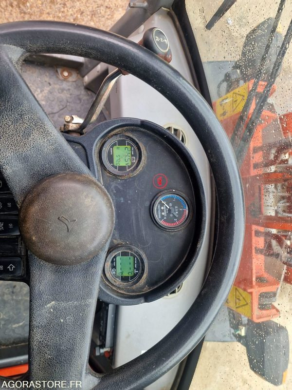 CHARGEUSE SUR PNEUS EVERUN ER08 EASY DIESEL 24CV - 2017 - 580 heures - מעמיס: תמונה 5 CHARGEUSE SUR PNEUS EVERUN ER08 EASY DIESEL 24CV - 2017 - 580 heures - מעמיס: תמונה 5