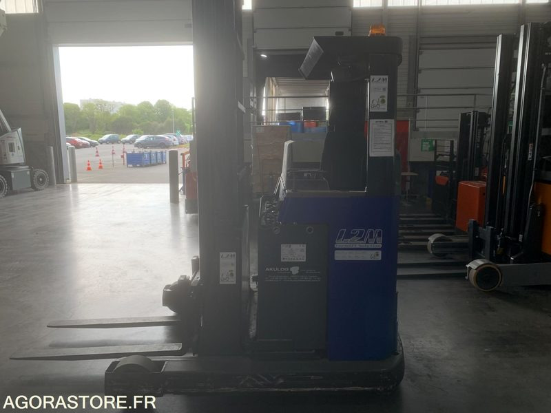 CHARIOT ATLET CAT5 R489 AVEC CHARGEUR EN L'ETAT - משאית הגעה: תמונה 2 CHARIOT ATLET CAT5 R489 AVEC CHARGEUR EN L'ETAT - משאית הגעה: תמונה 2