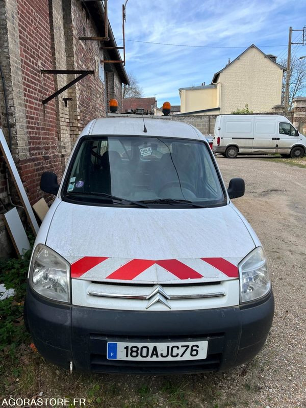 CITROEN BERLINGO 177285 kms 2009 - כלי רכב מסחרי קטן: תמונה 2 CITROEN BERLINGO 177285 kms 2009 - כלי רכב מסחרי קטן: תמונה 2