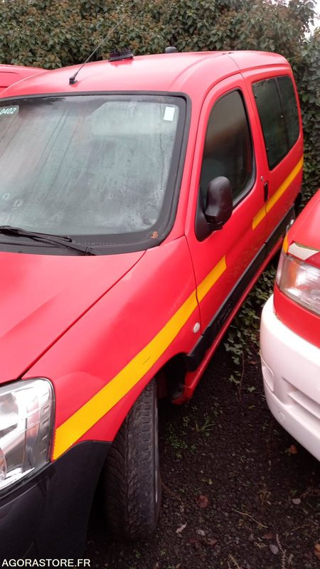 CITROËN - BERLINGO - 2004 - 172695km - 23BET57 - כלי רכב מסחרי קטן: תמונה 3 CITROËN - BERLINGO - 2004 - 172695km - 23BET57 - כלי רכב מסחרי קטן: תמונה 3