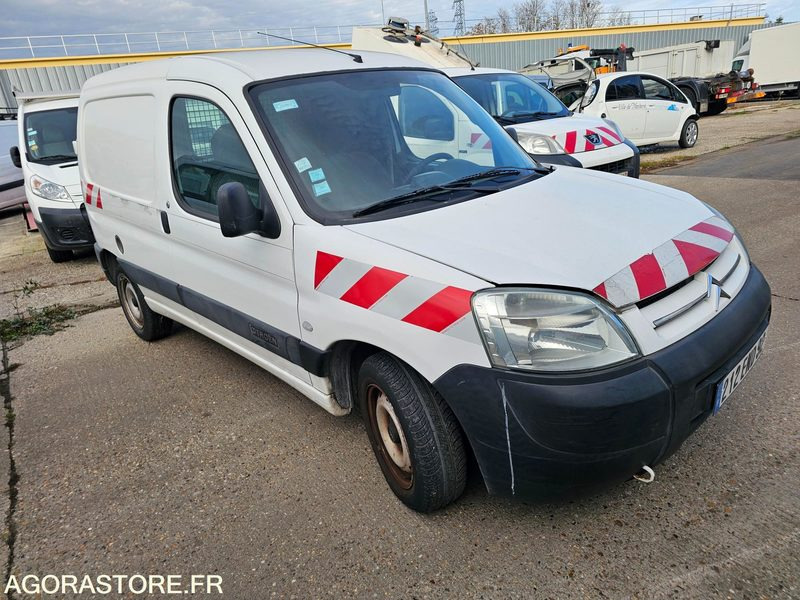CITROEN BERLINGO - 2005 - 195086KM - 212END92 - כלי רכב מסחרי קטן: תמונה 2 CITROEN BERLINGO - 2005 - 195086KM - 212END92 - כלי רכב מסחרי קטן: תמונה 2