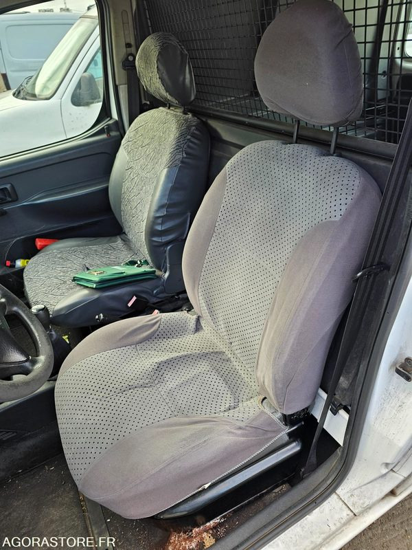 CITROEN BERLINGO - 2005 - 195086KM - 212END92 - כלי רכב מסחרי קטן: תמונה 5 CITROEN BERLINGO - 2005 - 195086KM - 212END92 - כלי רכב מסחרי קטן: תמונה 5