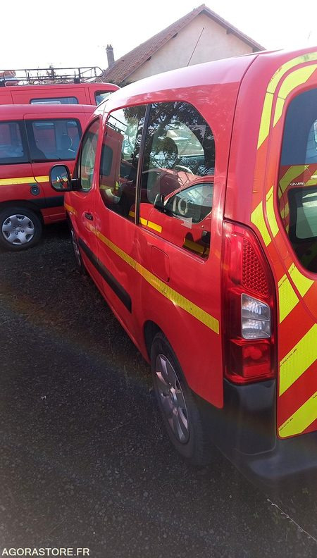 CITROËN - BERLINGO - 2008 - 113767KM - 608CAX57 - כלי רכב מסחרי קטן: תמונה 2 CITROËN - BERLINGO - 2008 - 113767KM - 608CAX57 - כלי רכב מסחרי קטן: תמונה 2