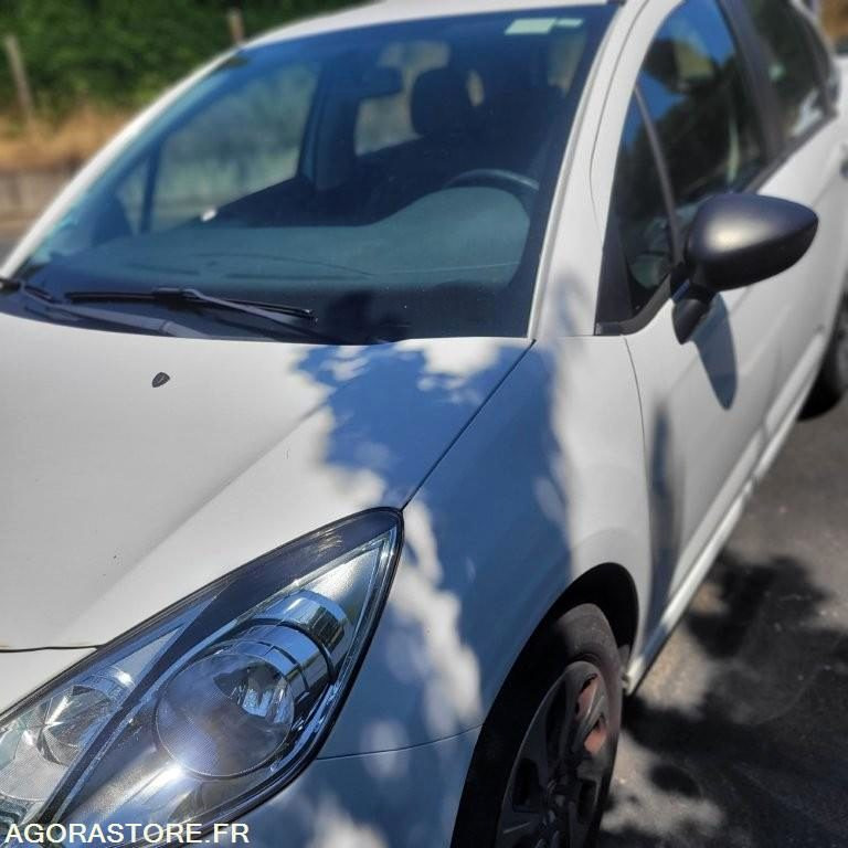 CITROEN C3 II 1.0 VTi 68 cv - מכונית: תמונה 2 CITROEN C3 II 1.0 VTi 68 cv - מכונית: תמונה 2