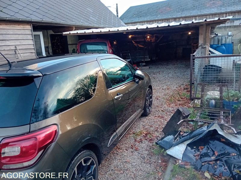 CITROEN DS3 - מכונית: תמונה 3 CITROEN DS3 - מכונית: תמונה 3