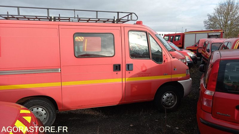 CITROËN - JUMPER - 2001 - 36084KM - 640ARD57 - כלי רכב מסחרי עם לוח: תמונה 2 CITROËN - JUMPER - 2001 - 36084KM - 640ARD57 - כלי רכב מסחרי עם לוח: תמונה 2