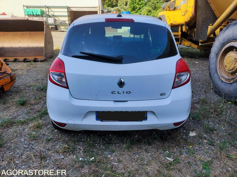 CLIO III 1.5 DCI accidentée 07/2025 - מכונית: תמונה 2 CLIO III 1.5 DCI accidentée 07/2025 - מכונית: תמונה 2