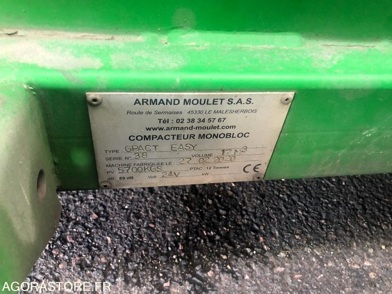 COMPACTEUR MONOBLOC EMBARQUE - כלי/ ציוד: תמונה 1 COMPACTEUR MONOBLOC EMBARQUE - כלי/ ציוד: תמונה 1