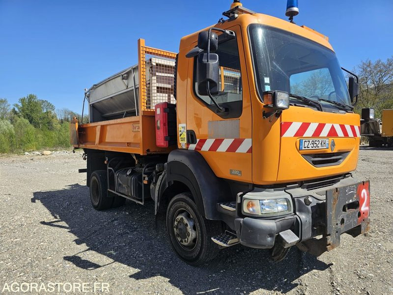 Camion Renault Midlum 4x4 - 2005 - 210000km - משאית: תמונה 3 Camion Renault Midlum 4x4 - 2005 - 210000km - משאית: תמונה 3
