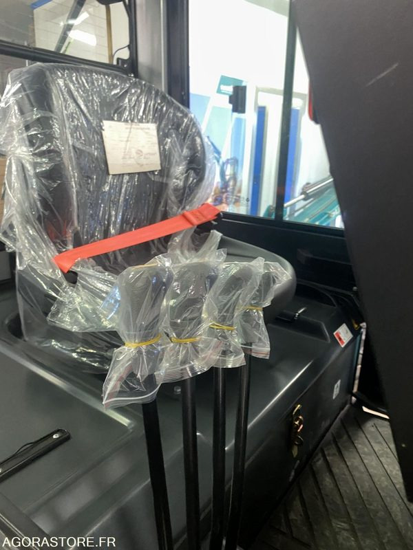 Chariot élévateur BAOLI KBE25N 2T5 ELECTRIQUE CABINE - מלגזה חשמלית: תמונה 5 Chariot élévateur BAOLI KBE25N 2T5 ELECTRIQUE CABINE - מלגזה חשמלית: תמונה 5