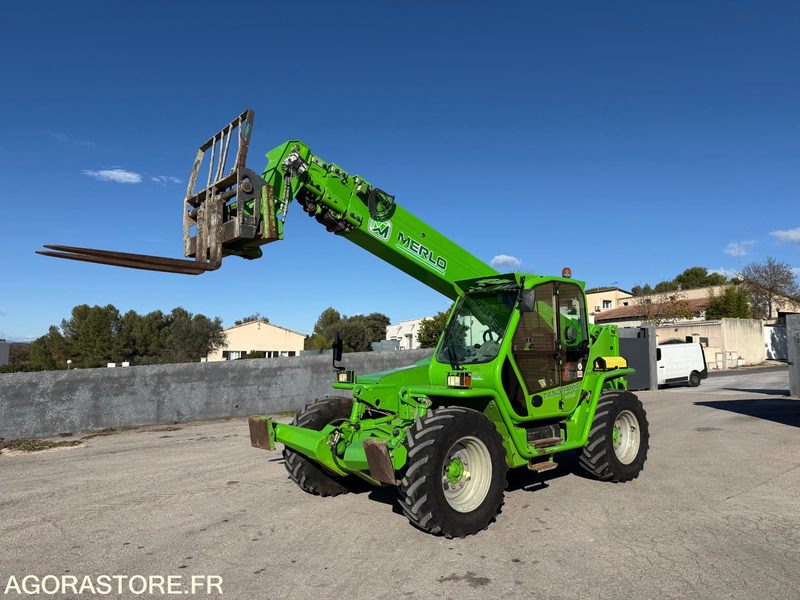 Chariot télescopique MERLO P40.17 - מפעיל טלסקופי: תמונה 1 Chariot télescopique MERLO P40.17 - מפעיל טלסקופי: תמונה 1