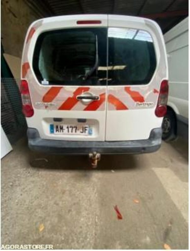 Citroen Berlingo - 147731kms - 2008 - AM 177 JF - כלי רכב מסחרי קטן: תמונה 2 Citroen Berlingo - 147731kms - 2008 - AM 177 JF - כלי רכב מסחרי קטן: תמונה 2