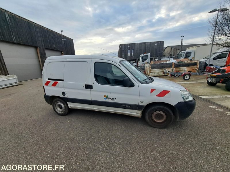 Citroën Berlingo - 2003 - 152263kms - GT603TS - כלי רכב מסחרי קטן: תמונה 3 Citroën Berlingo - 2003 - 152263kms - GT603TS - כלי רכב מסחרי קטן: תמונה 3