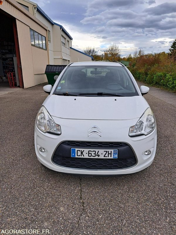 Citroën C3 - 2012 - 112626kms - מכונית: תמונה 3 Citroën C3 - 2012 - 112626kms - מכונית: תמונה 3