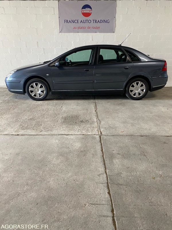 Citroën C5 1.6 HDi FAP 16V 110 cv - 2007 - מכונית: תמונה 2 Citroën C5 1.6 HDi FAP 16V 110 cv - 2007 - מכונית: תמונה 2