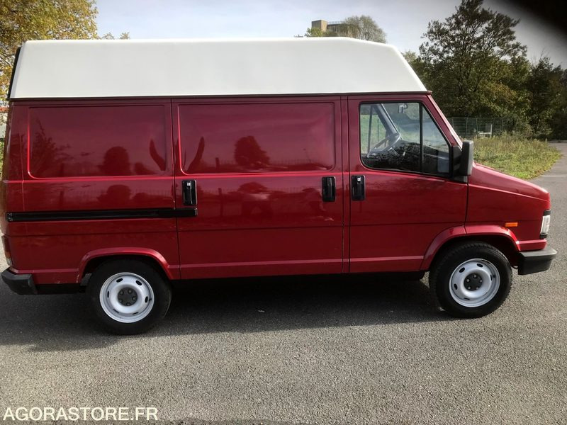 Citroën c25 turbo - 77331km - ETAT QUASI NEUF - כלי רכב מסחרי: תמונה 1 Citroën c25 turbo - 77331km - ETAT QUASI NEUF - כלי רכב מסחרי: תמונה 1